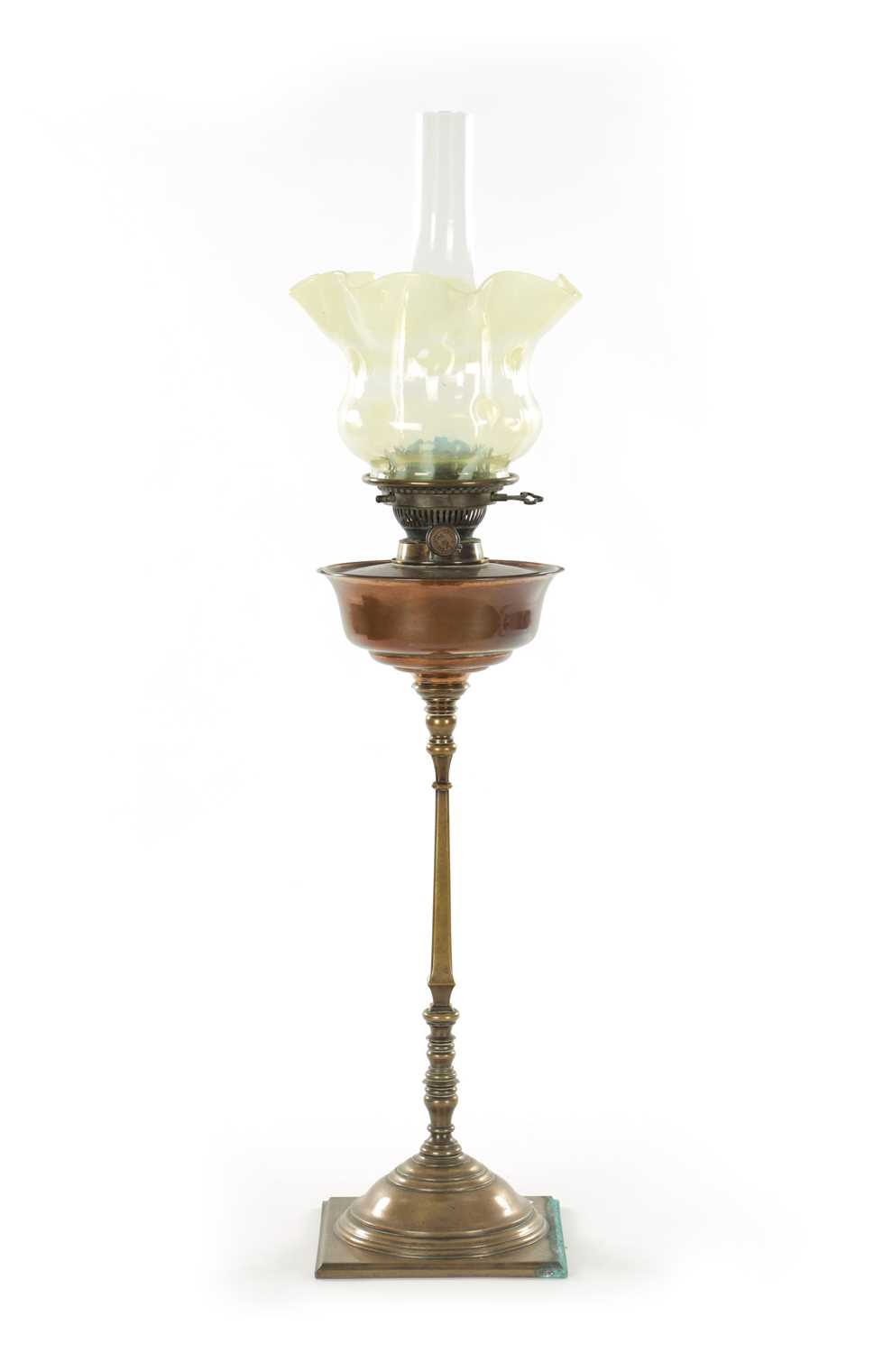 Lot 841 - AN ARTS AND CRAFTS COPPER AND BRASS OIL LAMP STAMPED BENSON