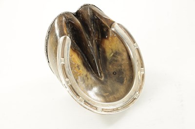 Lot 509 - A ROWLAND WARD TAXIDERMIC SILVER MOUNTED HOOF LIDDED BOX