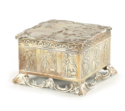 Lot 449 - A LATE 19TH CENTURY DUTCH SILVER BOX