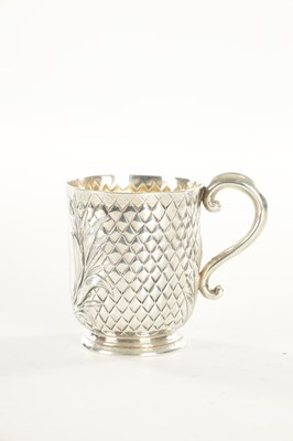 Lot 422 - A VICTORIAN SILVER FOOTED MUG