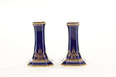 Lot 27 - PAIR OF LATE 19TH CENTURY MEISSEN SPILL VASES