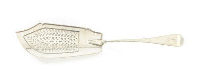 Lot 448 - A WILLIAM IV SILVER FISH SLICE