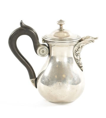 Lot 535 - A LATE 19TH CENTURY FRENCH SILVER COFFEE POT