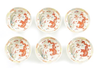 Lot 142 - A SET OF SIX LATE 19TH CENTURY CHINESE FAMILLE ROSE DISHES