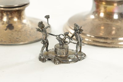 Lot 427 - A COLLECTION OF SILVER ITEMS