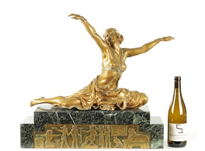 Lot 932 - CLAIRE JEANNE ROBERTE COLINET, (1880 - 1950). A FINE ART DECO GILT BRONZE SCULPTURE OF A DANCER