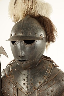 Lot 623 - A GOOD 17TH CENTURY STYLE AND LATER BOY'S SUIT OF ARMOUR