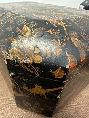 Lot 1311 - A LATE GEORGIAN BLACK JAPANNED CHINOISERIE TEA CADDY