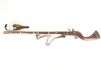 Lot 638 - AN 18TH CENTURY TURKISH FLINTLOCK RIFLE