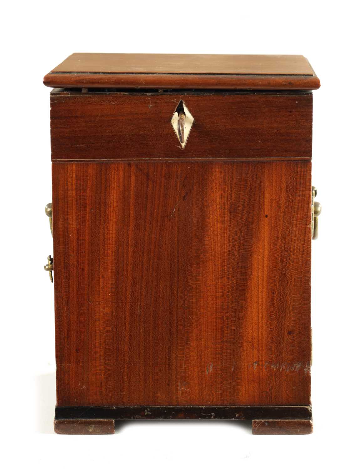 Lot 1249 - A GEORGE III MAHOGANY APOTHECARY BOX