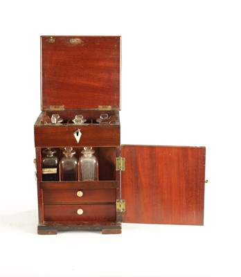 Lot 1249 - A GEORGE III MAHOGANY APOTHECARY BOX