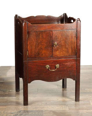 Lot 1435 - A GEORGE III MAHOGANY BEDSIDE CABINET