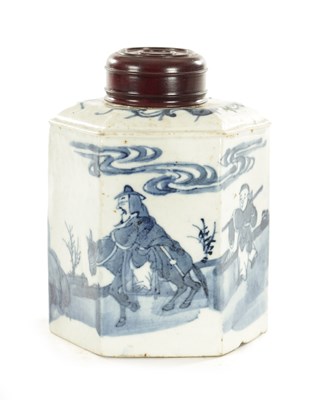 Lot 205 - AN 18TH CENTURY CHINESE BLUE AND WHITE HEXAGONAL TEA CADDY