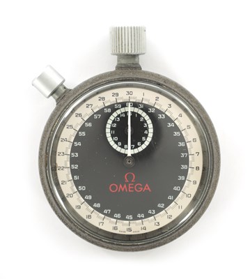 Lot 558 - A 1960’S OMEGA STOPWATCH IN ORIGINAL BOX