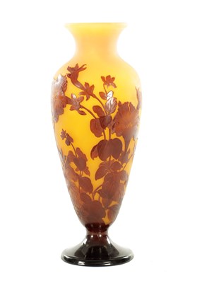 Lot 22 - A LARGE GALLE CAMEO GLASS VASE