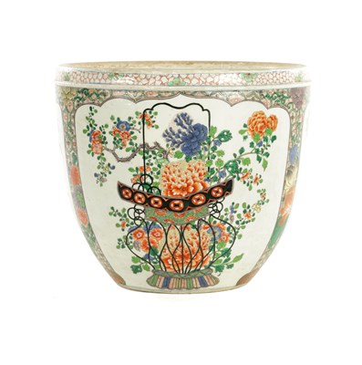 Lot 268 - A 19TH CENTURY CHINESE FAMILLE VERTE PORCELAIN JARDINIERE