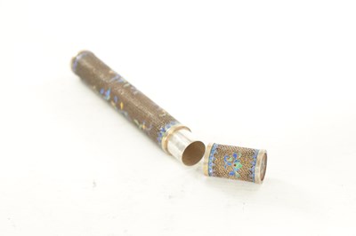 Lot 169 - AN EARLY 20TH CENTURY CHINESE SILVER AND ENAMEL CIGAR CASE