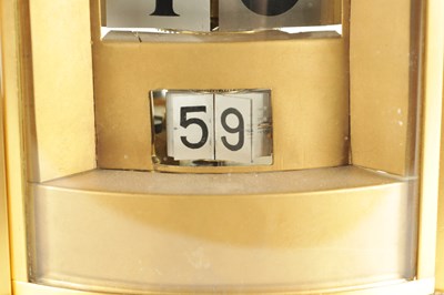 Lot 1078 - AN EARLY 20TH CENTURY FRENCH GILT BRASS FOUR-GLASS TICKET CLOCK