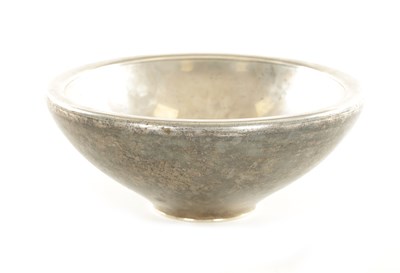 Lot 467 - A STYLISH 20TH CENTURY ITALIAN SILVER BOWL BY M. BUCCELLATI