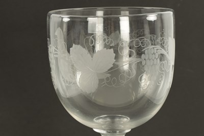 Lot 2 - AN OVERSIZED 19TH CENTURY GLASS ENGRAVED GOBLET