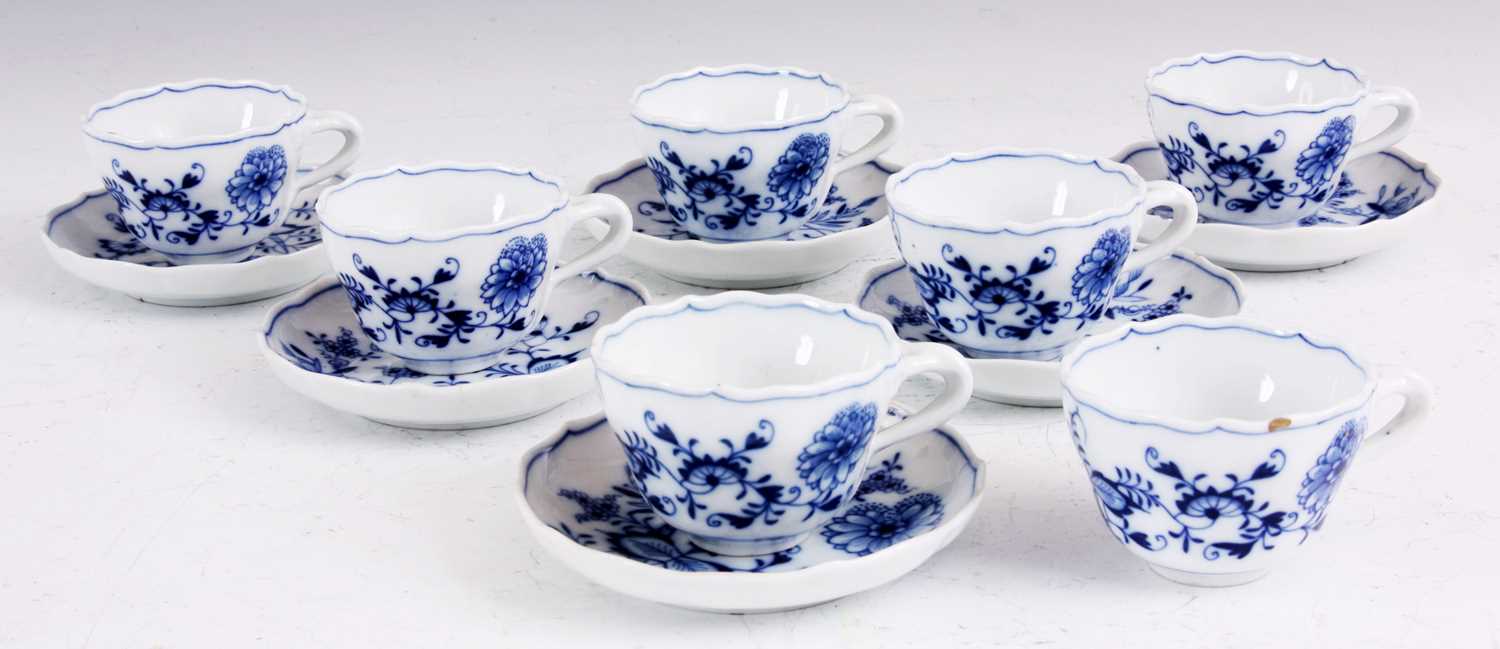 Lot 80 - A SET OF SIX MEISSEN BLUE AND WHITE COFFEE...