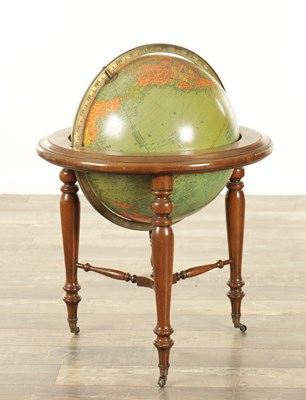 Lot 1258 - A 20TH CENTURY REPLOGLE 16” LIBRARY TERRESTRIAL GLOBE