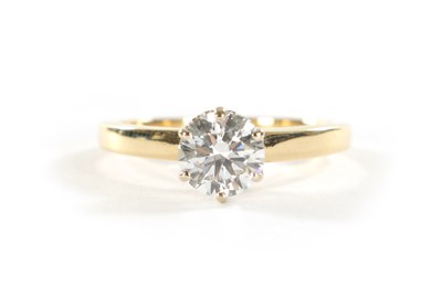 Lot 332 - A LADIES 18CT GOLD DIAMOND SOLITAIRE RING