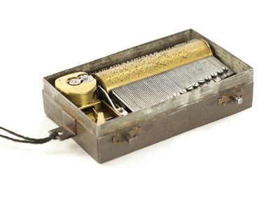 Lot 1270 - A 19TH CENTURY MUSIC BOX IN THE ORIGINAL TIN CASE MADE FOR EXPORT