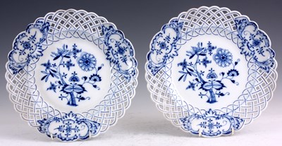 Lot 81 - A PAIR OF MEISSEN BLUE AND WHITE LATTICE EDGED...