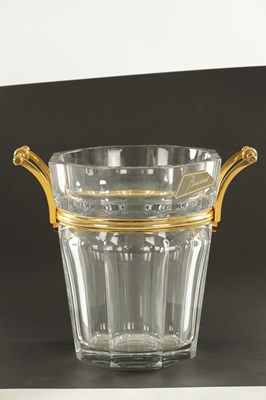 Lot 25 - A 20TH CENTURY BACCARAT CRYSTAL GLASS CHAMPAGNE BUCKET