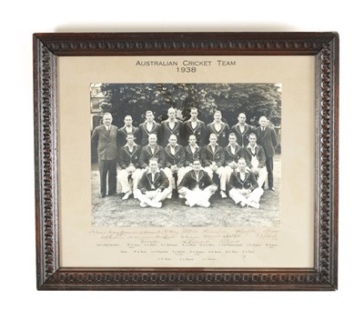 Lot 750 - A 1938 AUSTRALIAN CRICKET TEAM PHOTOGRAPH SIGNED BY THE SQUAD