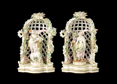 Lot 204 - A PAIR OF LATE 19TH CENTURY VOLKSTAAT FIGURE GROUPS