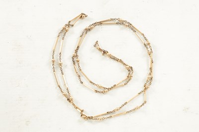 Lot 477 - A 9CT GOLD NECKLACE