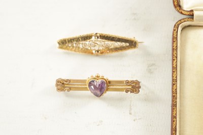 Lot 459 - TWO 9CT GOLD BROOCHES AND AN 18CT GOLD PIN BROOCH