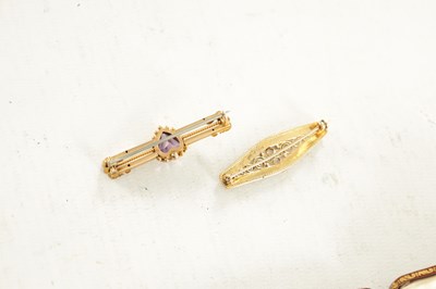 Lot 459 - TWO 9CT GOLD BROOCHES AND AN 18CT GOLD PIN BROOCH