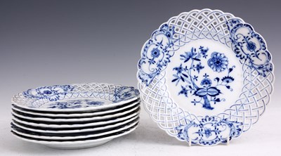 Lot 84 - A SET OF EIGHT MEISSEN BLUE AND WHITE LATTICE...