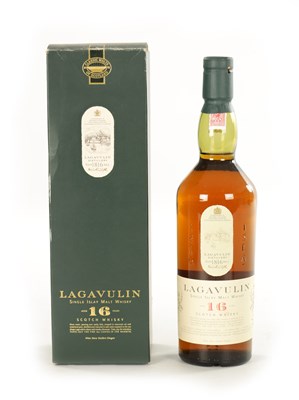 Lot 477 - LAGAVULIN 16 YEARS OLD SINGLE ISLAY MALT WHISKY