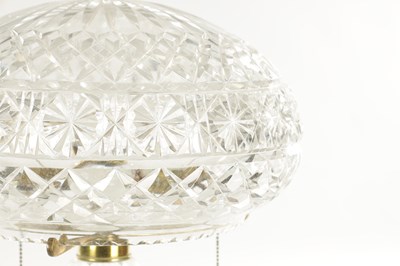 Lot 9 - A STYLISH 1920’S CUT GLASS MUSHROOM SHAPED TABLE LAMP