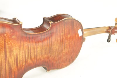 Lot 423 - AN ANTIQUE VIOLIN