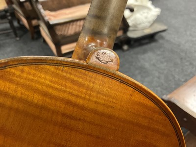 Lot 625 - A FRENCH ANTIQUE VIOLIN