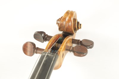 Lot 621 - AN ANTIQUE VIOLIN