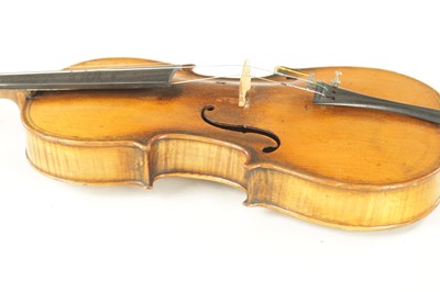 Lot 621 - AN ANTIQUE VIOLIN