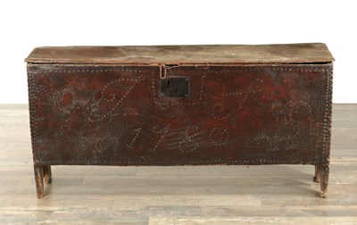 Lot 818 - A LATE 17TH CENTURY ELM PLANK COFFER