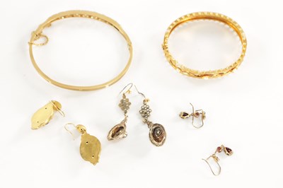 Lot 478 - A COLLECTION OF ANTIQUE GILT METAL JEWELLERY