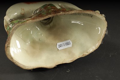 Lot 100 - A EARLY 19TH CENTURY STAFFORDSHIRE BULL BAITING PEARLWARE FIGURE