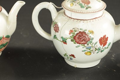 Lot 104 - THREE MID 18TH CENTURY WORCESTER TEAPOTS AND A CHAFFERS LIVERPOOL TEAPOT