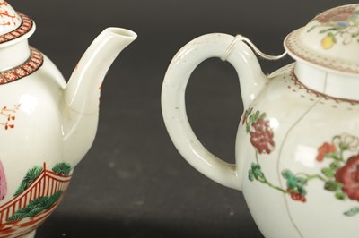 Lot 104 - THREE MID 18TH CENTURY WORCESTER TEAPOTS AND A CHAFFERS LIVERPOOL TEAPOT