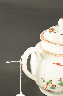 Lot 105 - A LATE 18TH CENTURY PLYMOUTH PORCELAIN TEAPOT