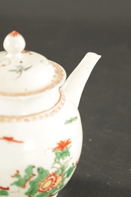 Lot 105 - A LATE 18TH CENTURY PLYMOUTH PORCELAIN TEAPOT