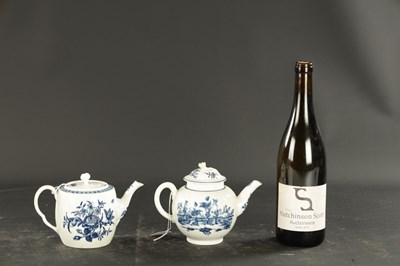 Lot 39 - TWO LATE 18TH CENTURY WORCESTER TRANSFER PRINTED BLUE AND WHITE TEAPOTS